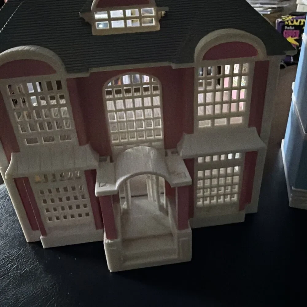 1994 Galoob MY PRETTY DOOLHOUSE Lot (Polly Pocket sized set)
